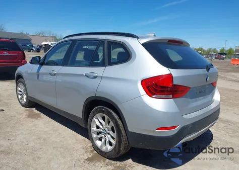 2015 BMW X1 xDrive28I z USA, uszkodzony, nr VIN WBAVL1C59FVY25831